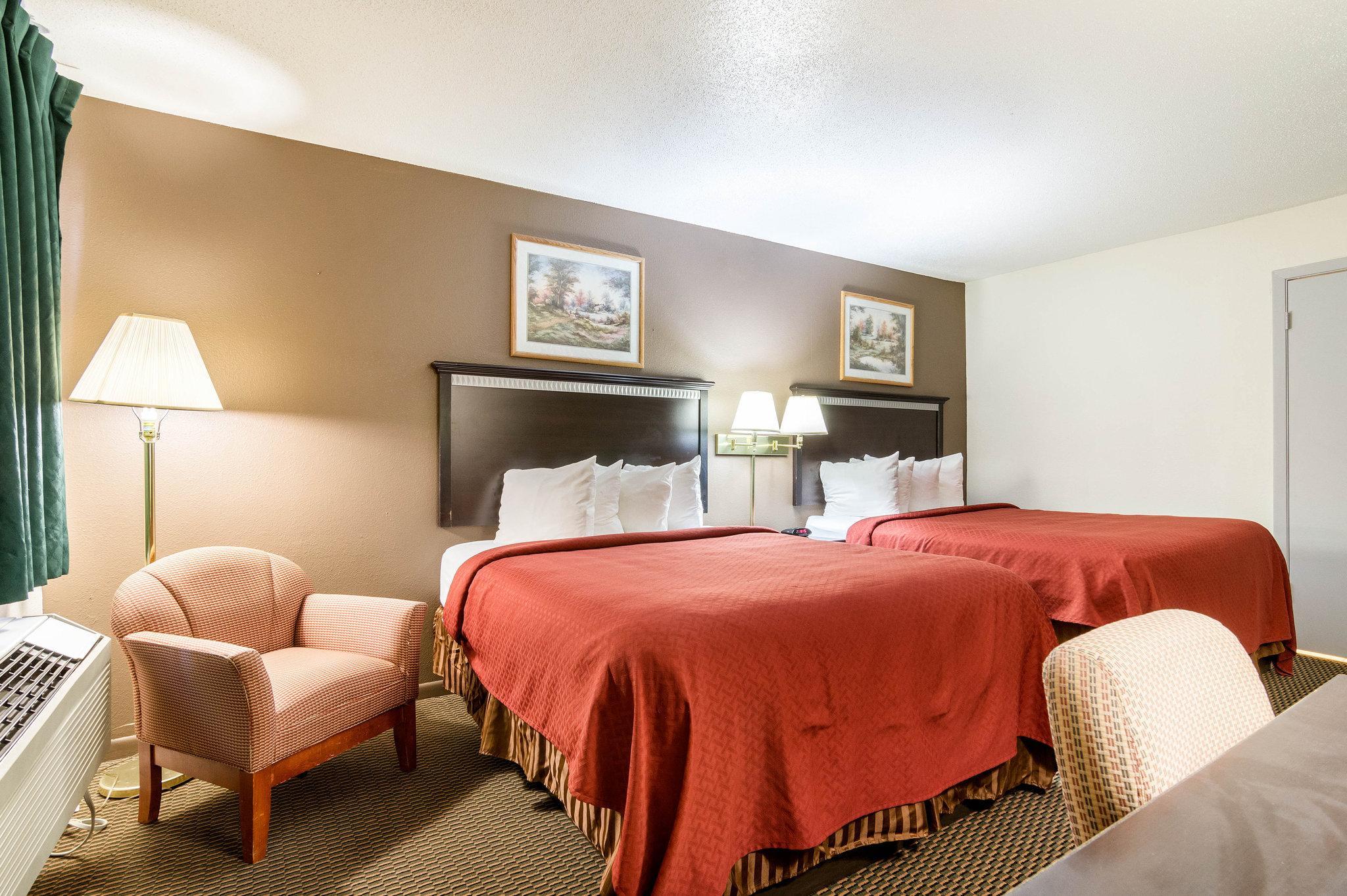 Colby Inn And Suites Exterior foto